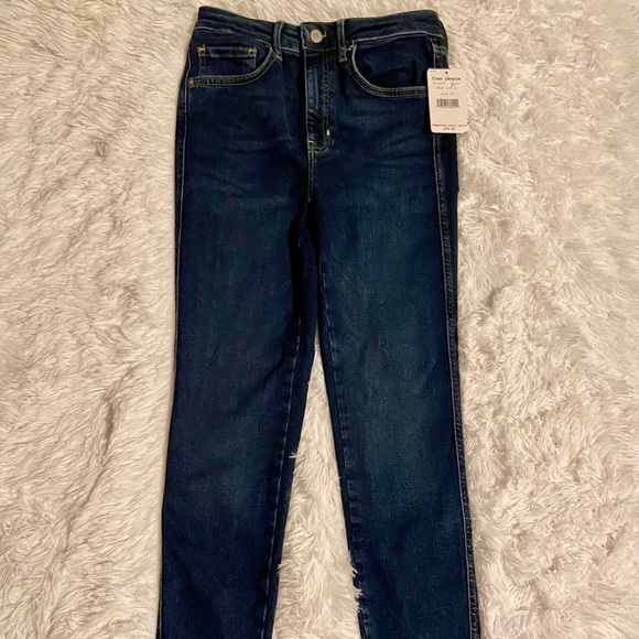 Free People Raw Hem Skinny Jeans - Picture 14 of 14